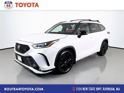 Used 2023 Toyota Highlander XSE