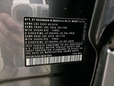 Used 2020 Volkswagen Tiguan SE R-Line image 19