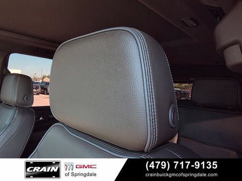 Used 2021 GMC Yukon Denali w/ Denali Premium Package AWD/4WD image 22