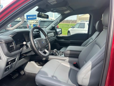 New 2025 Ford F150 Lightning Flash AWD/4WD image 15