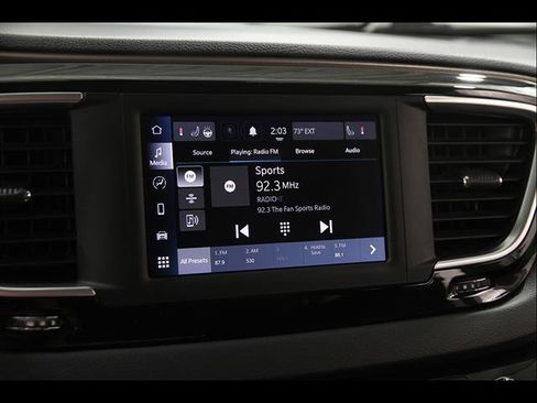 Used 2023 Chrysler Voyager LX FWD image 10