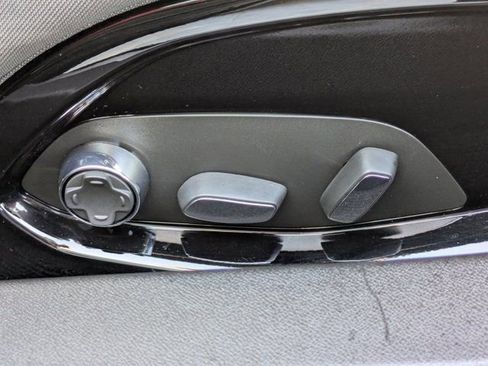 Used 2024 Chevrolet Corvette Stingray w/ Z51 Performance Package image 11