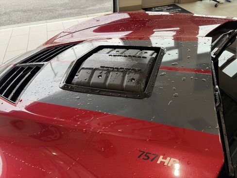 Used 2015 Chevrolet Corvette Z06 w/ 3LZ Preferred Equipment Group image 13