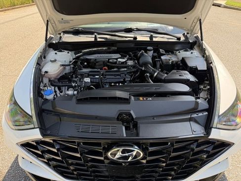 Used 2022 Hyundai Sonata Limited image 25