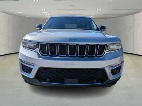 Used 2022 Jeep Grand Cherokee Limited 4xe w/ Luxury Tech Group II image 8