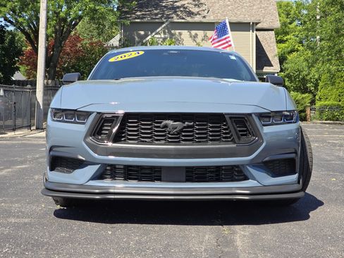Used 2024 Ford Mustang Coupe RWD image 15