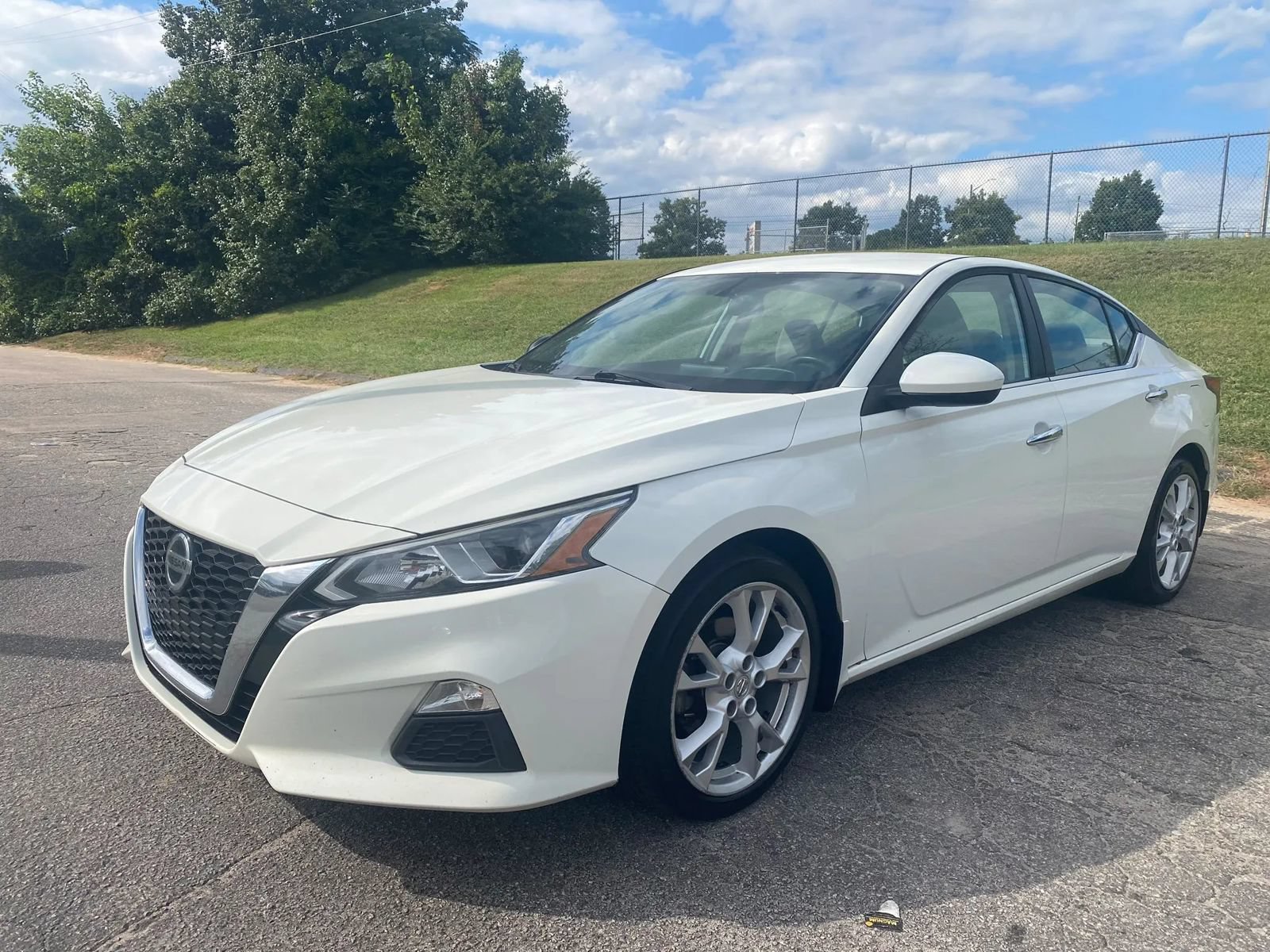 Used 2019 Nissan Altima 2.5 S FWD image 1