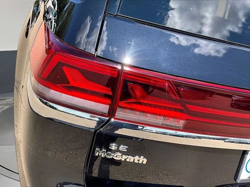 Used 2025 Volkswagen Atlas SE AWD/4WD image 26