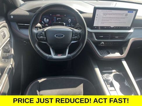 Certified 2025 Ford Explorer ST AWD/4WD image 16