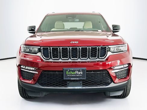 Used 2023 Jeep Grand Cherokee Limited AWD/4WD image 2