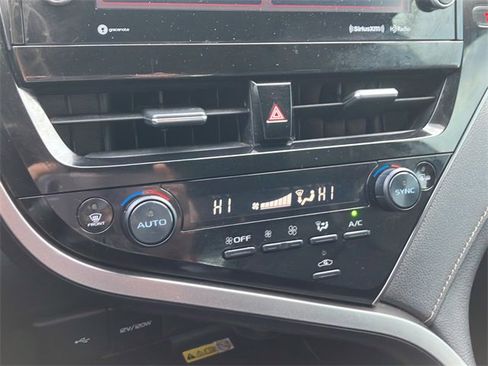 Used 2023 Toyota Camry XSE image 24