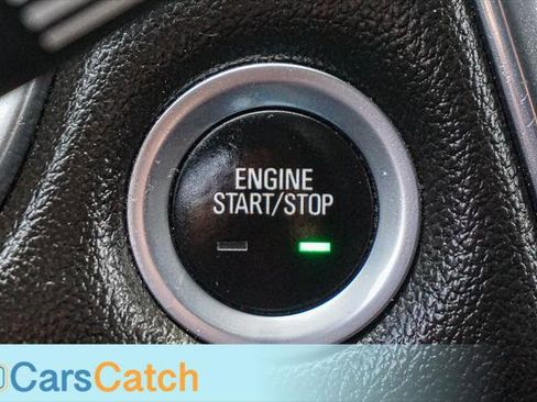 Used 2019 Chevrolet Traverse LT image 38