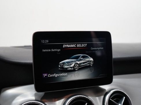 Used 2018 Mercedes-Benz CLA 250 4MATIC image 24