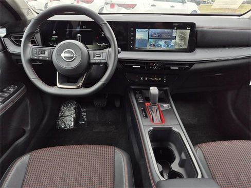 New 2025 Nissan Kicks SR w/ Illumination Package image 11