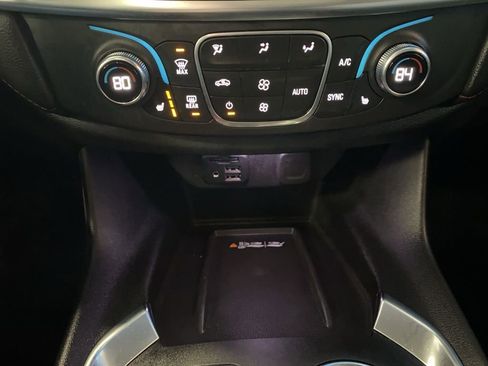 Certified 2022 Chevrolet Traverse RS w/ LPO, Floor Liner Package image 8