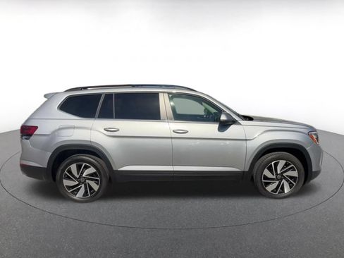 Used 2026 Volkswagen Atlas SE FWD image 15