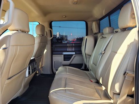 Used 2018 Ford F150 Lariat image 28