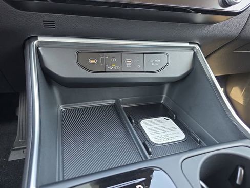New 2026 Kia Carnival SX Prestige FWD image 12