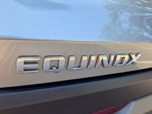 Used 2026 Chevrolet Equinox LT FWD image 19