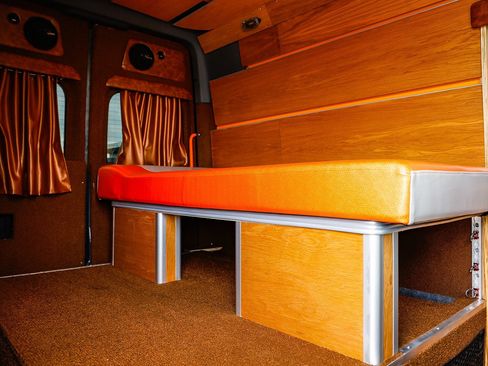 Used 2024 Mercedes-Benz Sprinter 2500 image 23