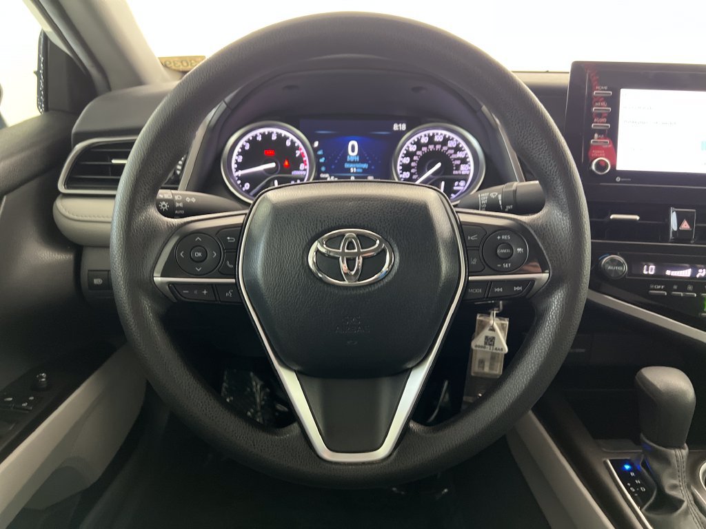 Used 2024 Toyota Camry LE AWD/4WD image 17