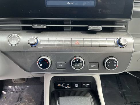 Used 2026 Hyundai Kona SE AWD/4WD image 18