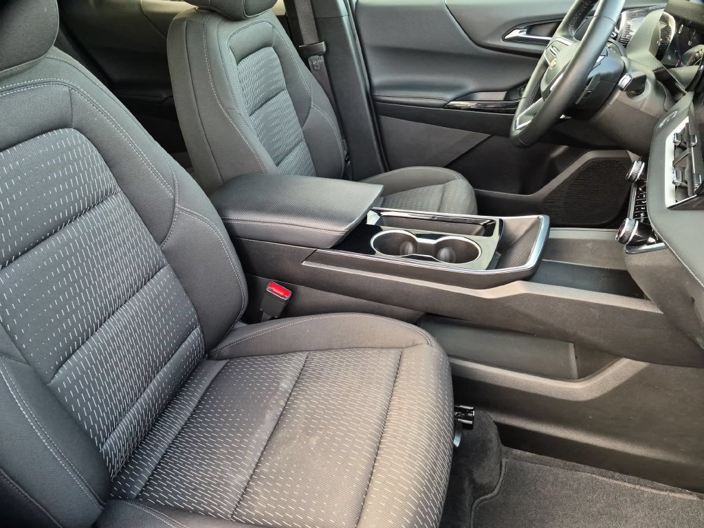 Used 2025 Chevrolet Equinox LT FWD image 31