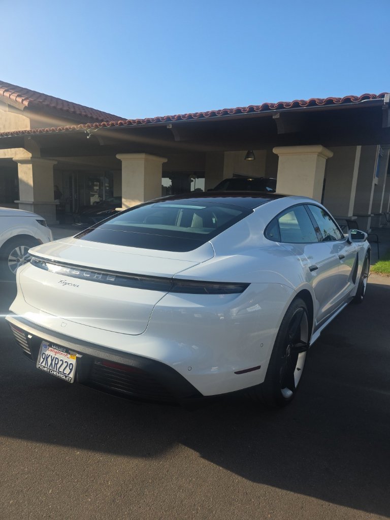 Used 2024 Porsche Taycan RWD image 3