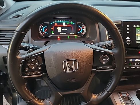 Used 2021 Honda Pilot Special Edition image 8