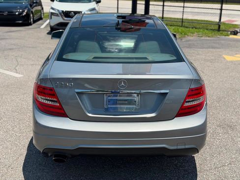 Used 2012 Mercedes-Benz C 250 Coupe image 5