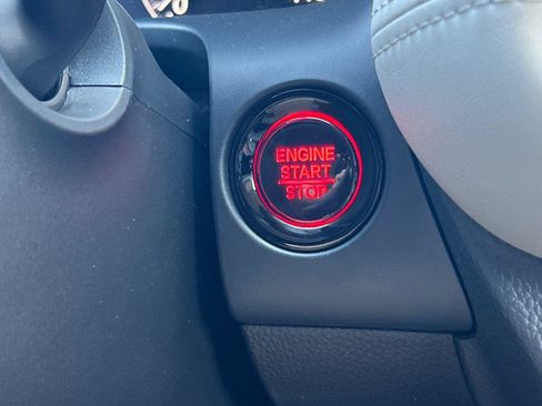 New 2026 Honda HR-V LX image 25