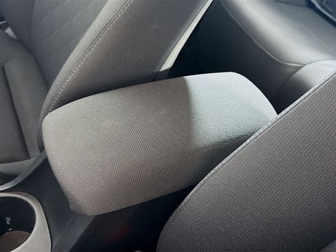 Used 2024 Toyota Corolla LE image 18