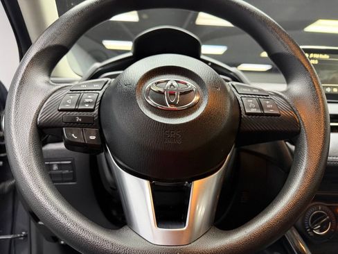 Used 2017 Toyota Yaris iA FWD image 23