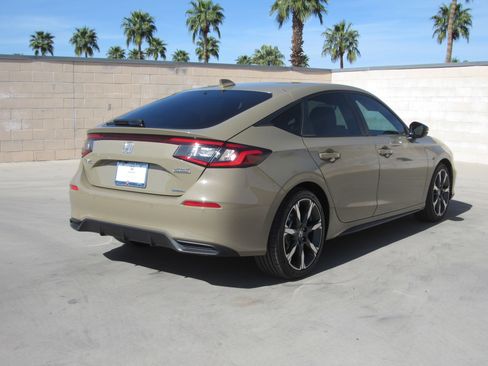 Used 2025 Honda Civic Sport Touring image 5