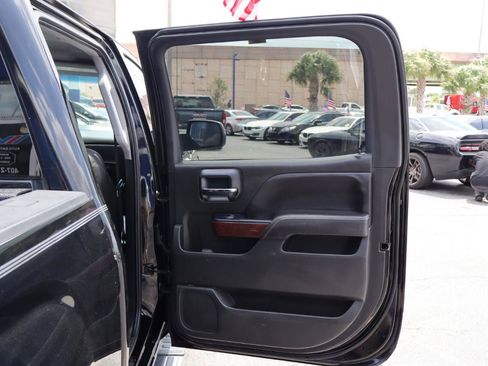 Used 2018 GMC Sierra 1500 SLT w/ Texas SLT Premium Package RWD image 10