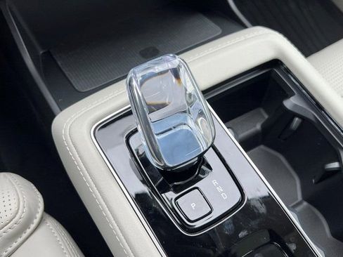 New 2026 Volvo XC90 B6 Ultra w/ Protection Package AWD/4WD image 25