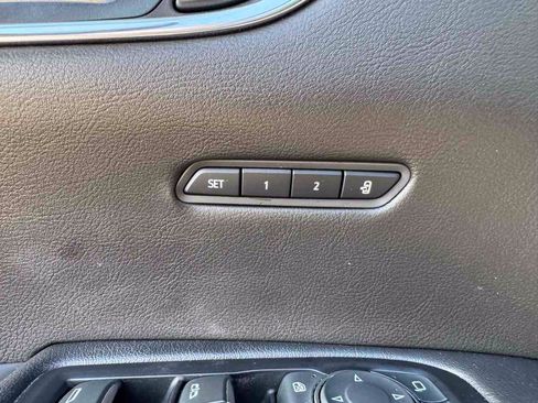 Used 2019 Cadillac XT5 Luxury FWD image 30