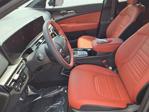 New 2026 Kia Sportage SX FWD image 18
