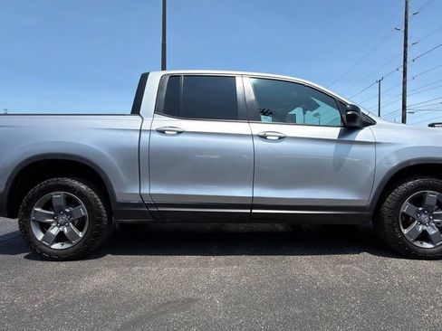 Used 2024 Honda Ridgeline TrailSport image 9
