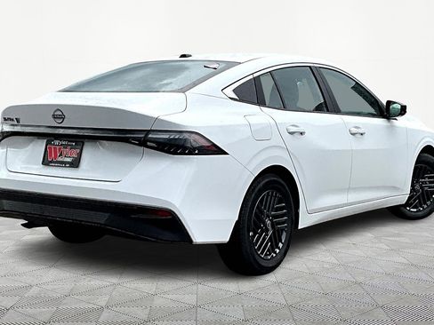 New 2026 Nissan Sentra SV FWD image 7