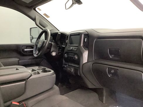 Used 2021 Chevrolet Silverado 2500 Custom w/ Custom Value Package AWD/4WD image 27