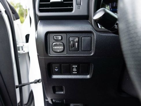 Used 2018 Toyota 4Runner TRD Off-Road Premium image 27