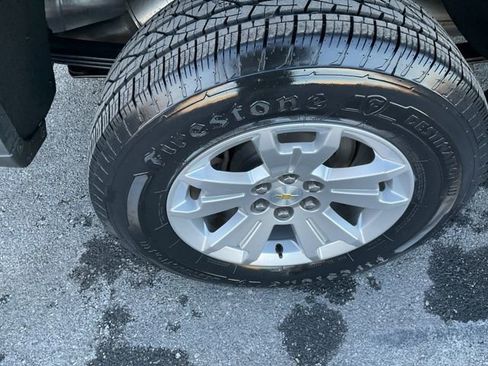 Used 2019 Chevrolet Colorado LT w/ LT Convenience Package image 8