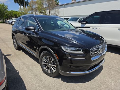 Certified 2023 Lincoln Nautilus AWD image 21