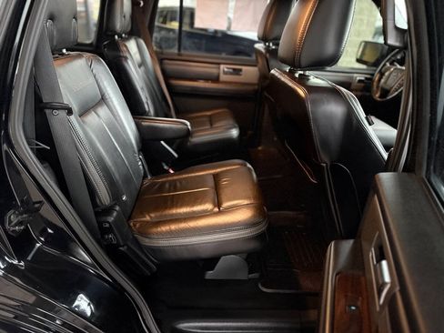 Used 2016 Ford Expedition Platinum AWD/4WD image 40