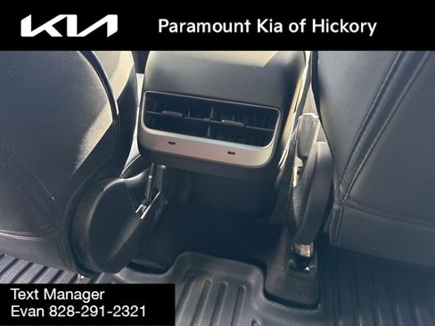 Used 2024 Tesla Model Y Long Range image 17