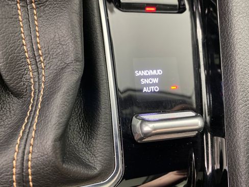 Used 2022 Jeep Compass Limited w/ Sun and Sound Group image 24