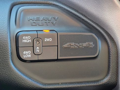 Used 2024 RAM 2500 Big Horn w/ Sport Appearance Package AWD/4WD image 31