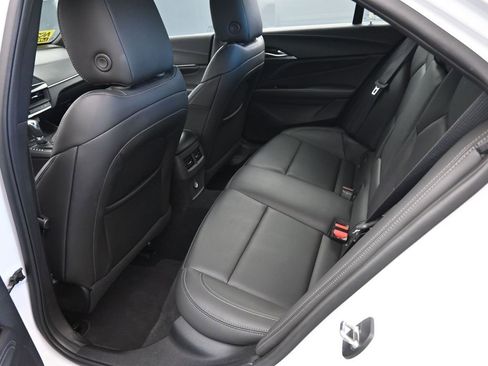 Used 2024 Cadillac CT4 Luxury image 16