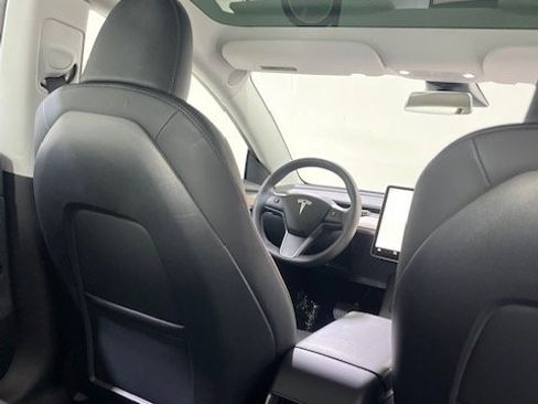 Used 2023 Tesla Model 3 Standard Range image 26